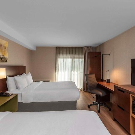 Comfort Inn Newmarket Buitenkant foto