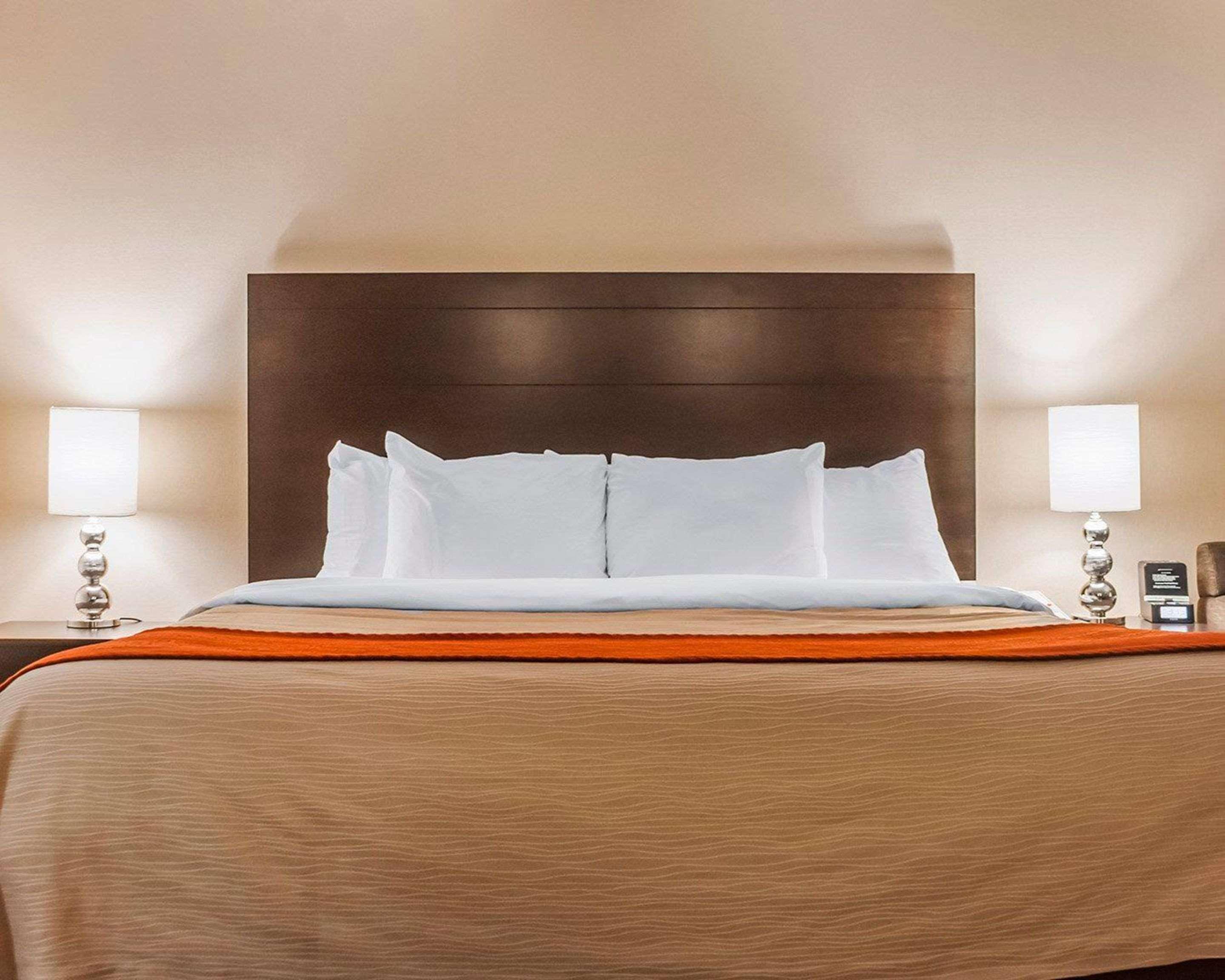 Comfort Inn Newmarket Buitenkant foto