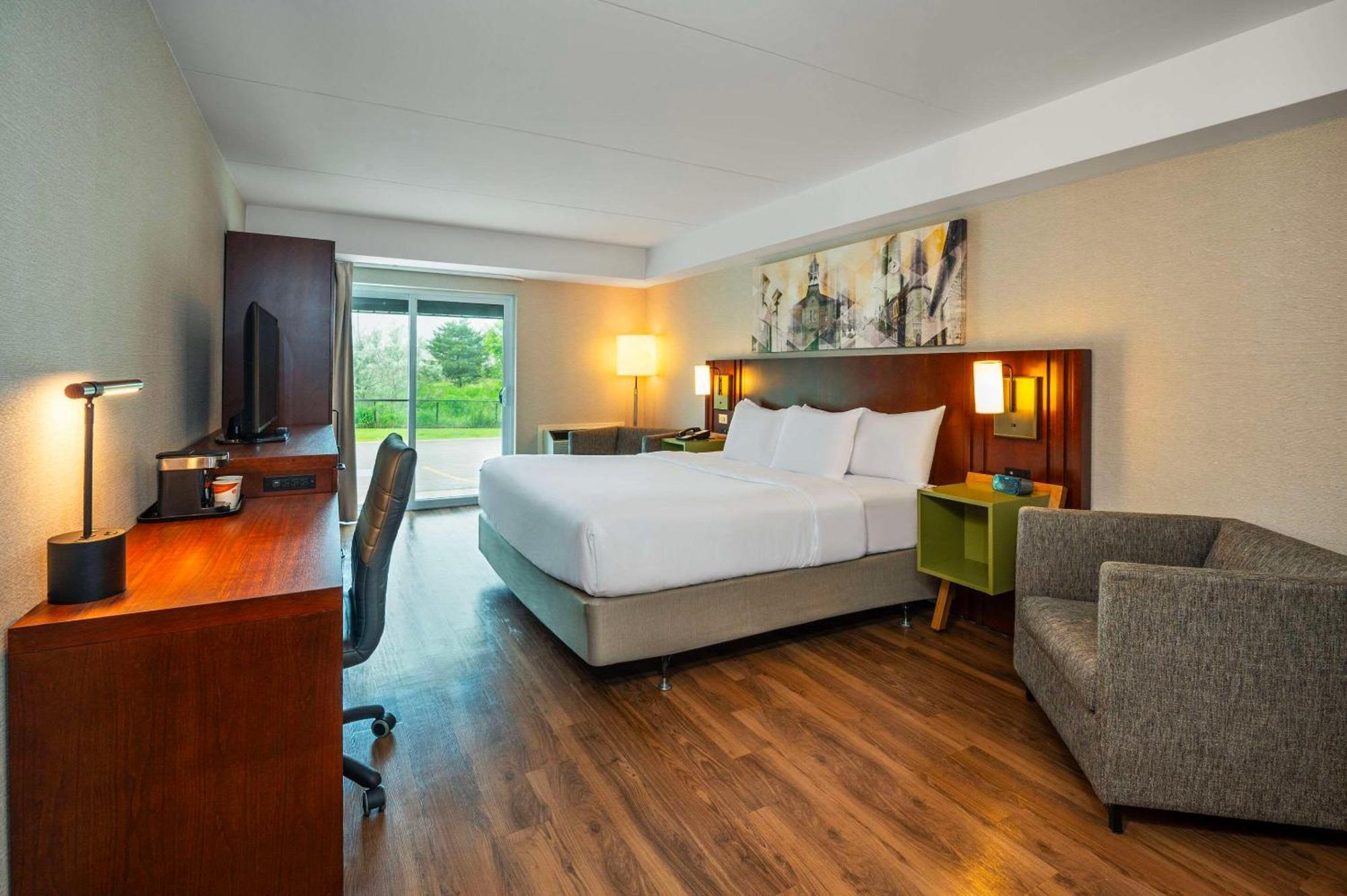 Comfort Inn Newmarket Buitenkant foto